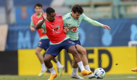 Seleção Brasileira treina com o grupo quase completo em Barcelona