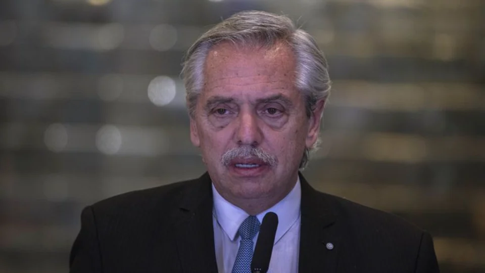 Presidente da Argentina vem ao Brasil pela terceira vez neste ano