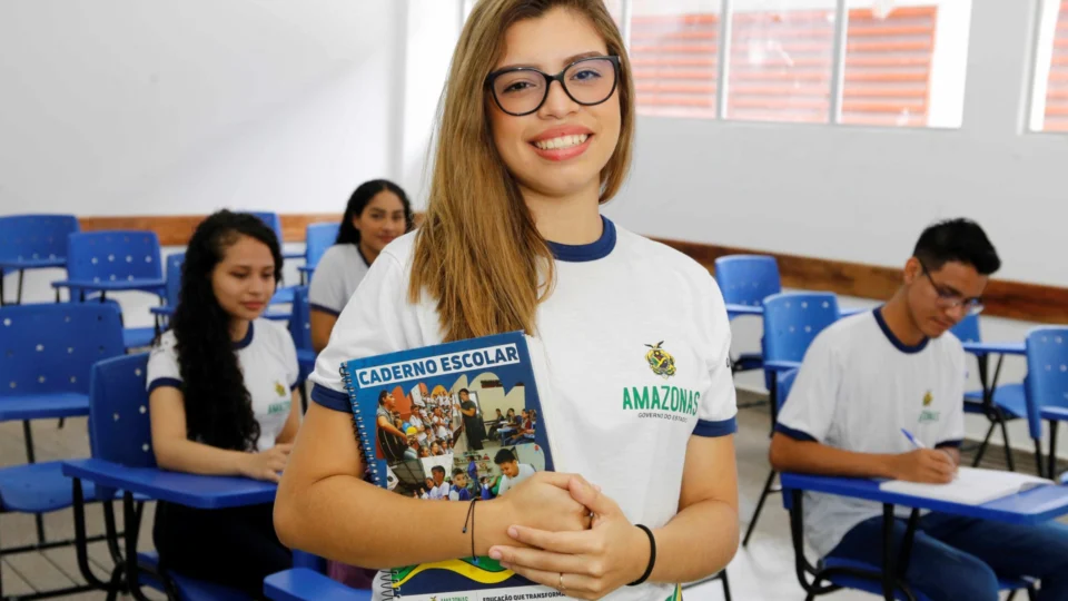 Novo Ensino Médio: AM começa consulta pública on-line; saiba como participar