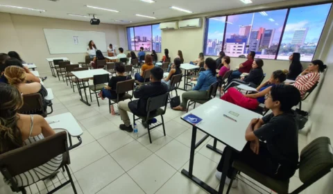 Concursos públicos divulgam 53 mil vagas com salários de até R$ 26 mil no Brasil
