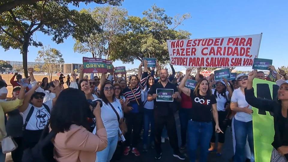 Deputada diz que greve de profissionais da Saúde pode ser prorrogada no DF