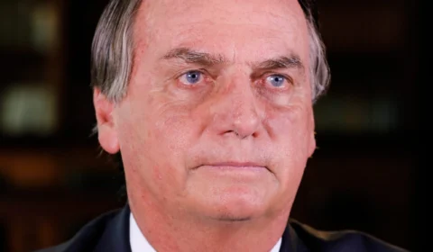 Bolsonaro afirma que vai à posse de Milei mesmo se Lula participar