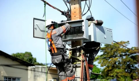 Oito bairros de Manaus ficam sem energia por manutenção neste domingo, 25