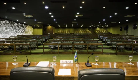 Itamaraty amplia concurso público para carreira de diplomata no Brasil