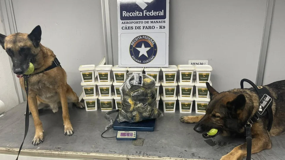 RF encontra 5 kg de maconha em potes de margarina no aeroporto de Manaus