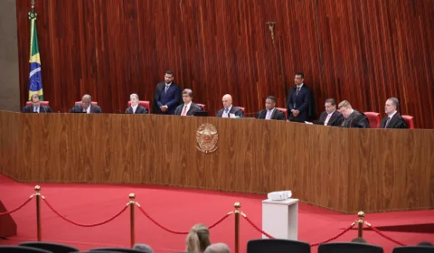 Lula nomeou cinco ministros que vão julgar inelegibilidade de Bolsonaro