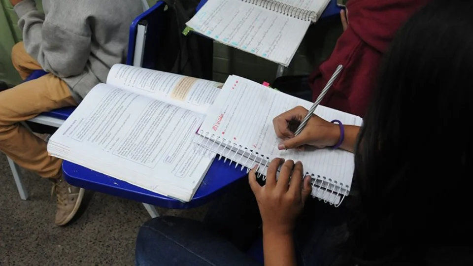 Analfabetos: Amazonas tem 148 mil pessoas que não sabem ler e escrever