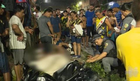 VÍDEO: acidente entre micro-ônibus e motocicleta deixa dois mortos em Manaus 