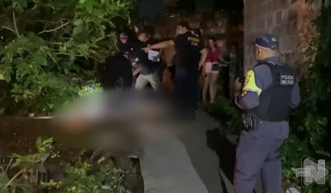 VÍDEO: adolescente de 16 anos é morto a tiros em beco da Zona Leste de Manaus