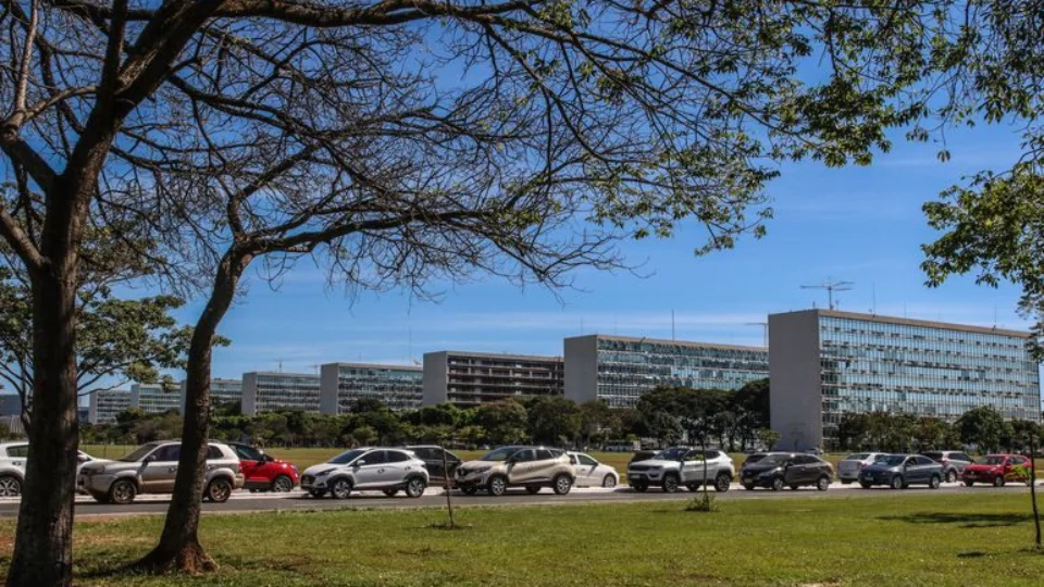 ‘Muito mais votos que a gente esperava’, diz Lula sobre MP dos Ministérios