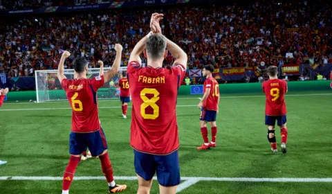 Espanha vence Itália por 2 a 1 e decide Liga das Nações com Croácia