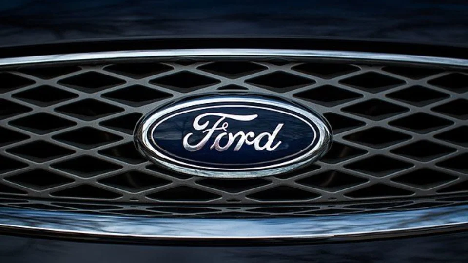 Ford recolhe 125 mil veículos após apresentarem falhas com risco de incêndio