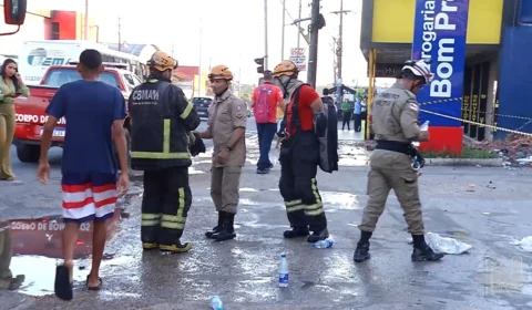 VÍDEO: incêndio durante madrugada atinge loja de eletrodomésticos em Manaus 