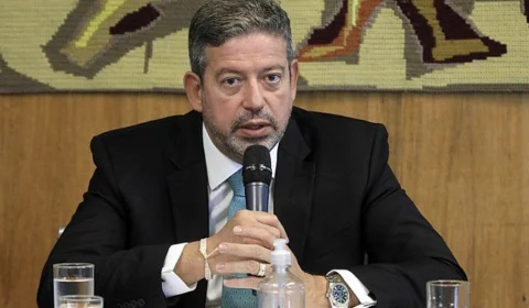 Omnia 360: empresa de filho de Arthur Lira negocia com bancos e ministérios