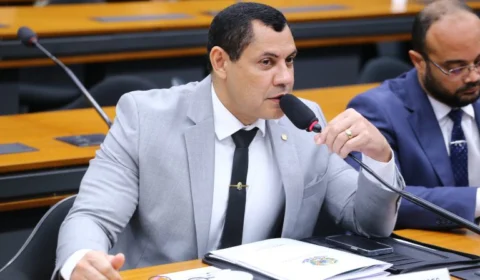 Comissão aprova multa para casos de violência ou racismo em condomínio