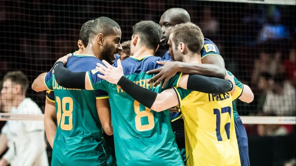 Liga das nações: seleção brasileira de vôlei reage após derrota e derruba líder