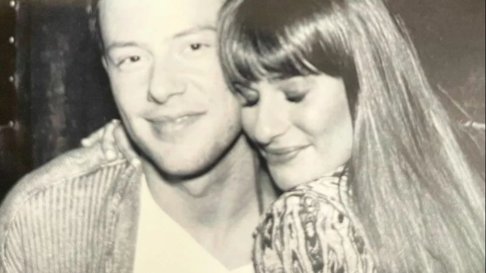 10 anos sem Cory Monteith: Lea Michele homenageia ex-namorado, astro de Glee