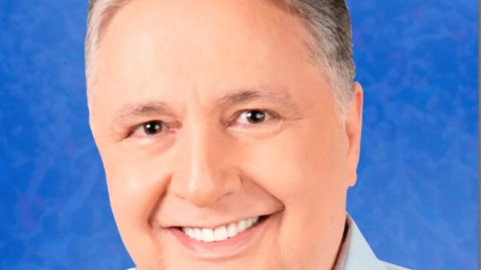 Anthony Garotinho, ex-governador do Rio de Janeiro, é internado com pneumonia