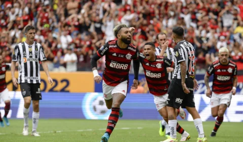 Flamengo x América-MG: veja escalações e horário do jogo neste sábado, 22
