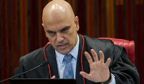 Moraes vota para condenar mais 5 réus dos atos golpistas de 8/1