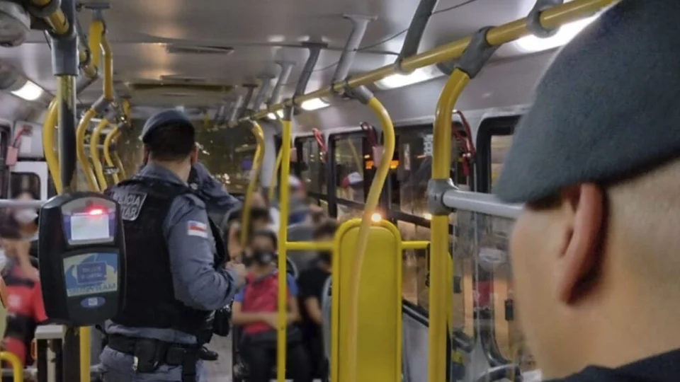 Câmara de Manaus aprova PL para instalação de ‘Botão do Pânico’ em ônibus