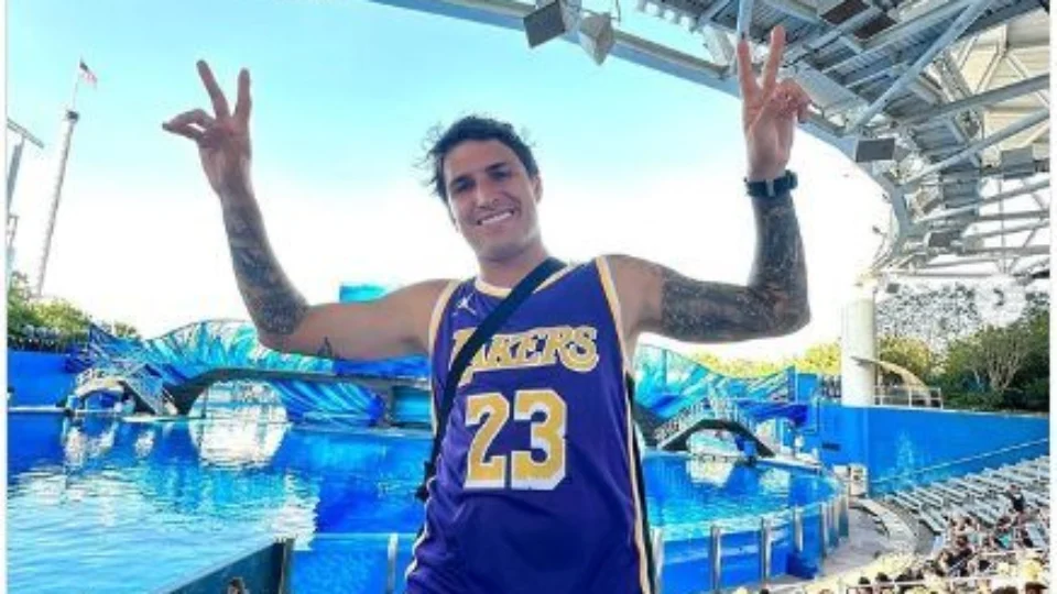 Ex-bbb Felipe Prior é condenado a seis anos de prisão