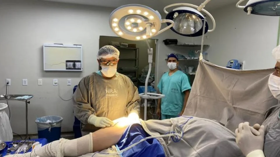 Hospital realiza cirurgias ortopédicas com próteses modernas em TO