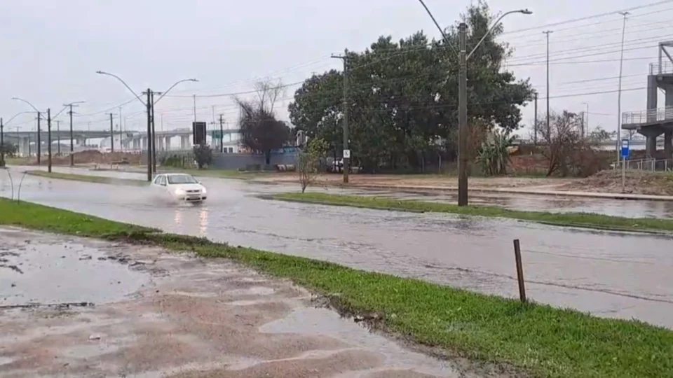 Ciclone: sobe para 4 o número de mortes Sul e Sudeste do Brasil