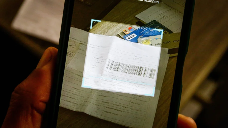 Febraban alerta sobre golpes no programa Desenrola Brasil