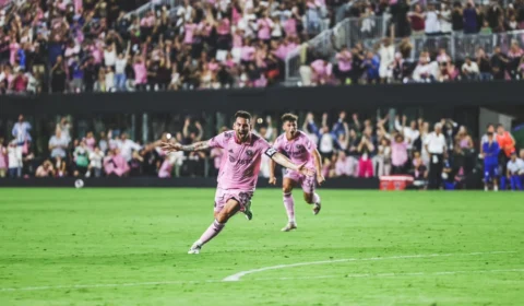 Messi cita sorte ao explicar gol na estreia pelo Inter de Miami