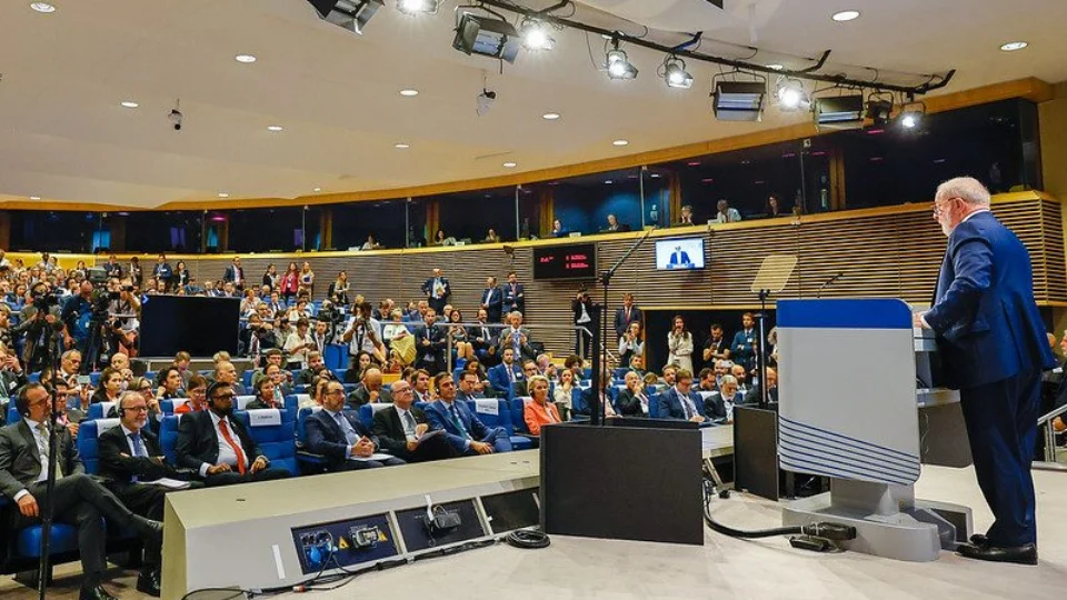 Governo brasileiro vai ser reunir com oposição da Venezuela em Bruxelas