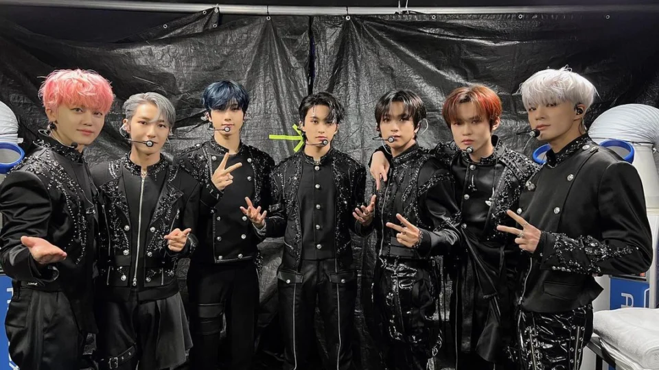 Grupo de K-pop NCT Dream chega ao Brasil para show em São Paulo