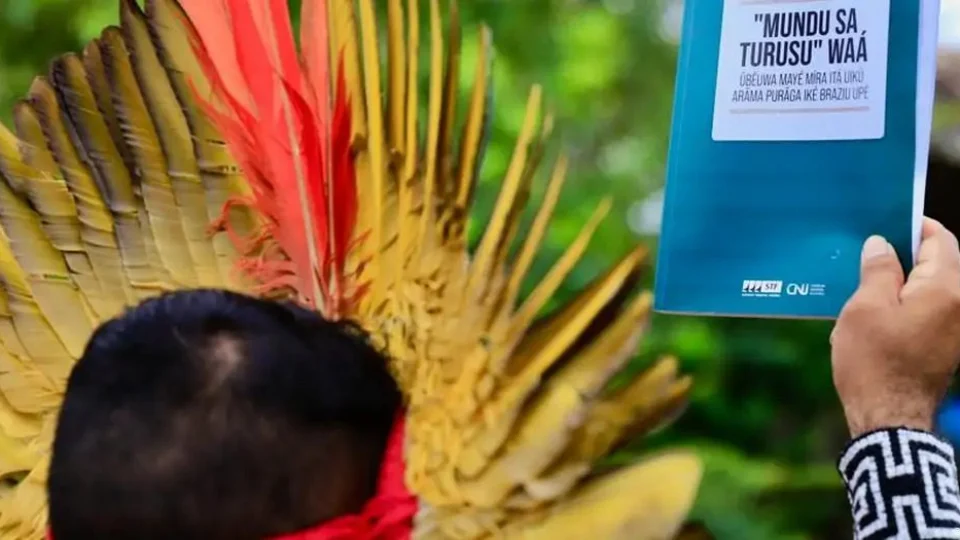 Lançada primeira tradução da Constituição em idioma indígena