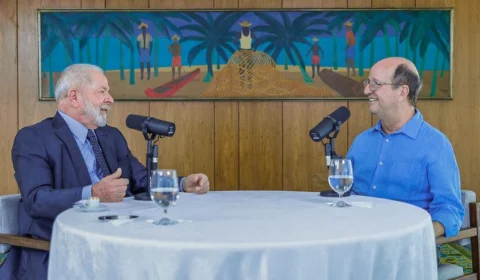 Para garantir a governabilidade é preciso conversar com todos, diz Lula