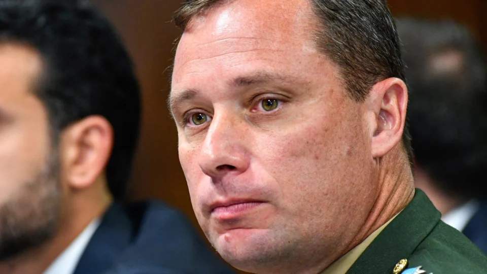 Mauro Cid decide ficar em silêncio durante CPMI do 8 de Janeiro