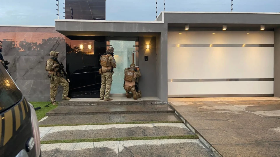 PF investiga suspeitos de movimentar R$ 80 milhões oriundos de ouro ilegal em RR
