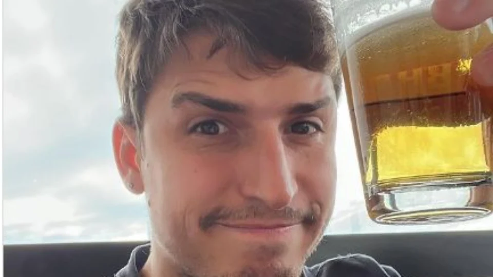 ‘Foi bem doloroso’, diz vítima que acusa de estupro ex-BBB Felipe Prior