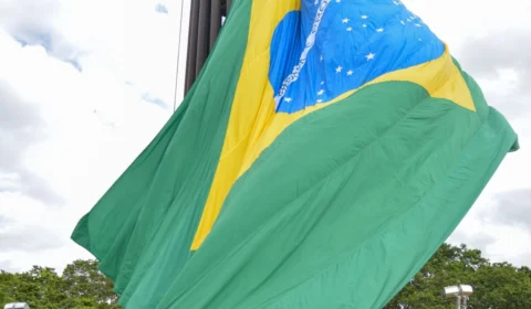 Risco Brasil atinge menor patamar em 2 anos