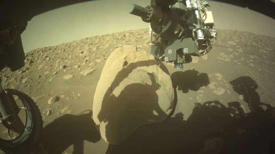 Nasa divulga descoberta de matéria orgânica por robô ‘Perseverance’ em Marte