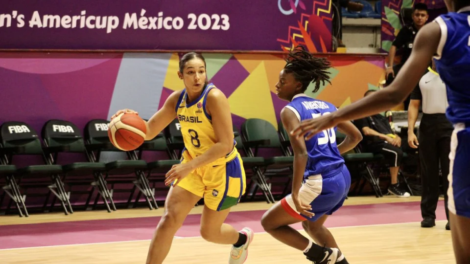 Copa América de basquete: Brasil estreia com vitória sobre Cuba