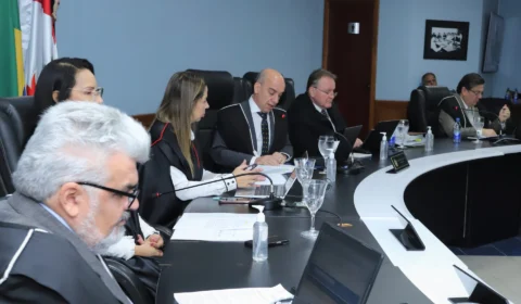 TCE-AM multa prefeito de Borba por negligência em serviços médicos à população