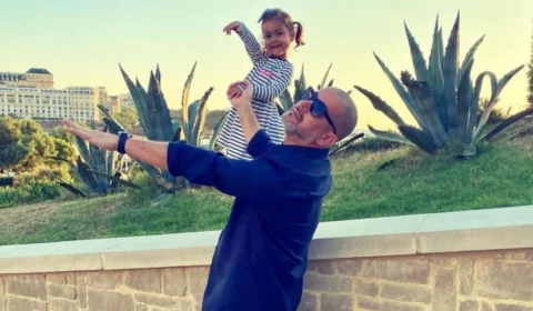 Correspondente internacional publica foto de filha com namorado Murilo Benício