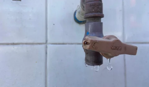 Moradores seguem sem água na Zona Sul de Manaus; problema dura quase 48h