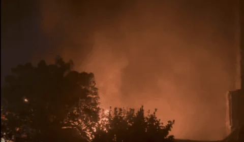 VÍDEO: após invasão, alcorão é queimado na embaixada da Suécia no Iraque