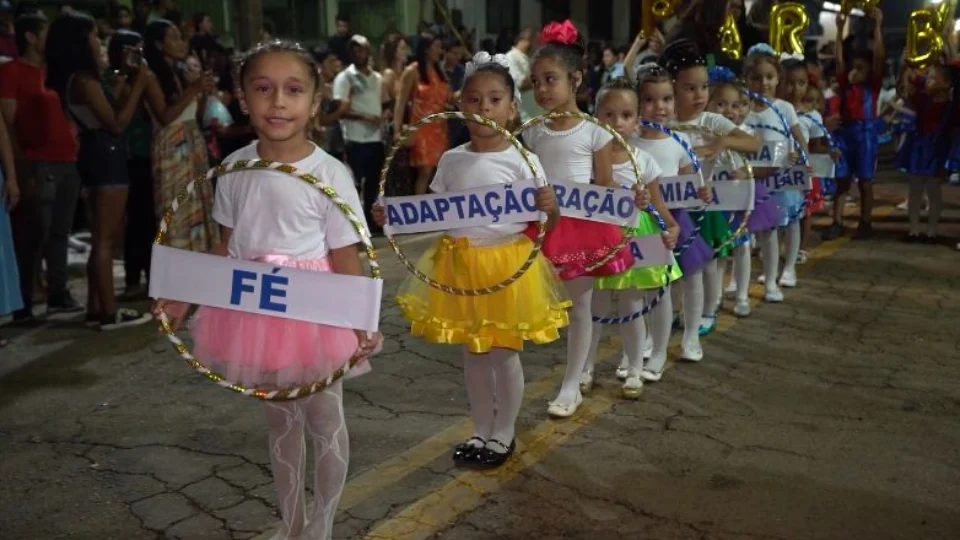 Desfile cívico-militar celebra 113 anos de Brasileia, no Acre