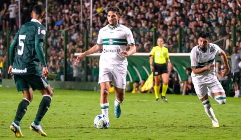 Coritiba quebra jejum de 4 meses e vence primeira partida no Brasileirão