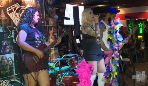 Dia Mundial do Rock: Grupo Norte de Comunicação comemora data em bar temático