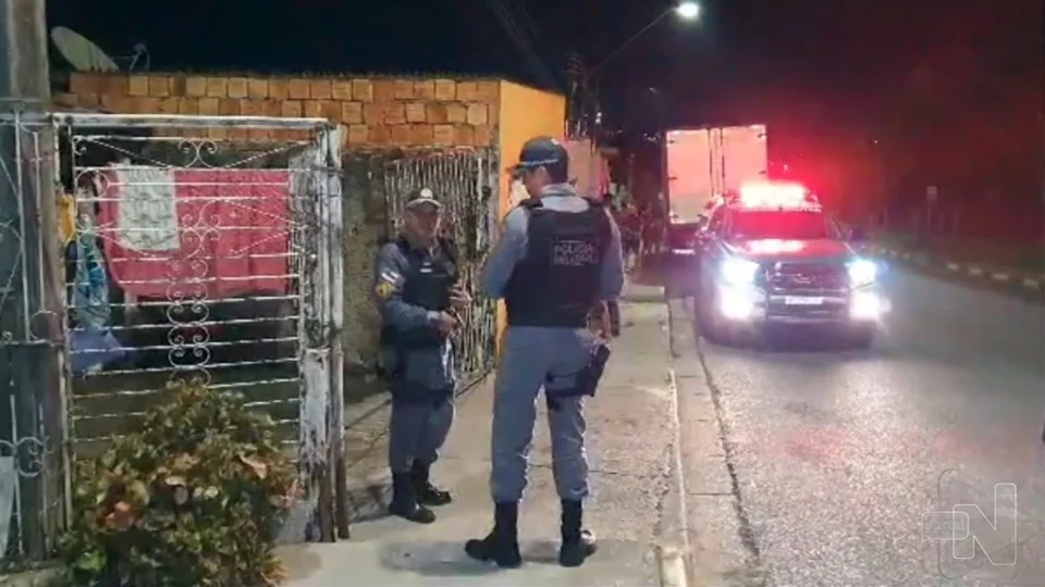 VÍDEO: jovem é morto com 10 tiros dentro de casa na Zona Norte de Manaus