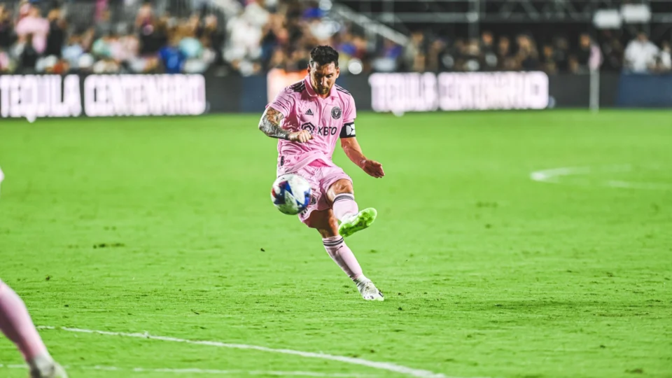 VÍDEO: Inter Miami posta gol ‘magia pura’ de Messi por vários ângulos