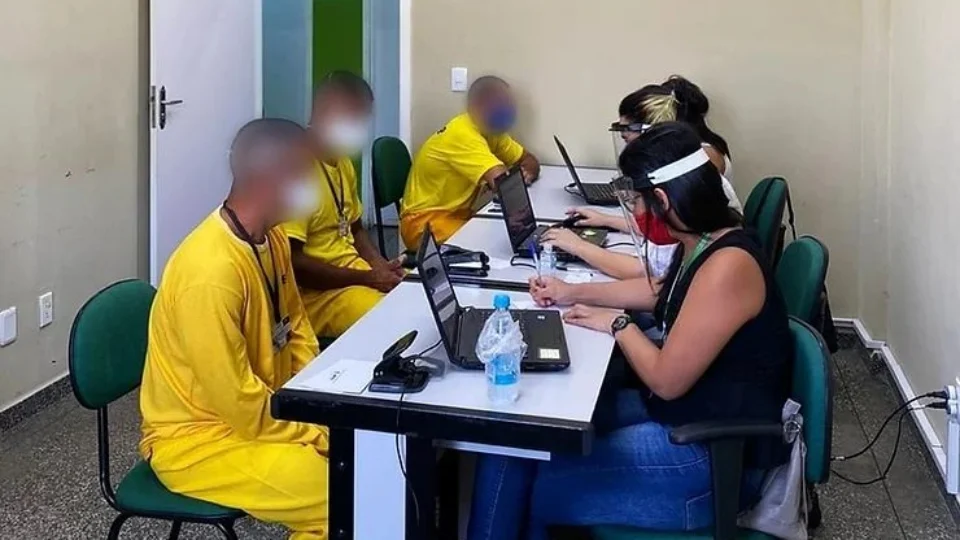 Defensoria seleciona residentes jurídicos para NAP em Manaus